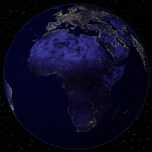 Escurecidas, inúmeras porções do planeta sem eletricidade.